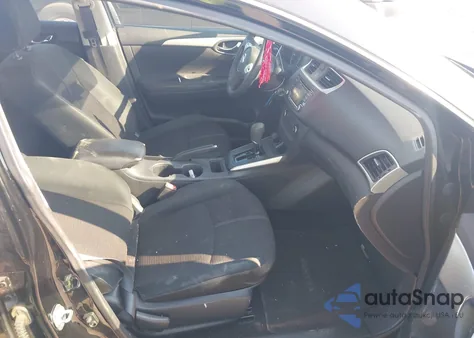 2018 Nissan Sentra S z USA, uszkodzony, nr VIN 3N1AB7AP0JY295498